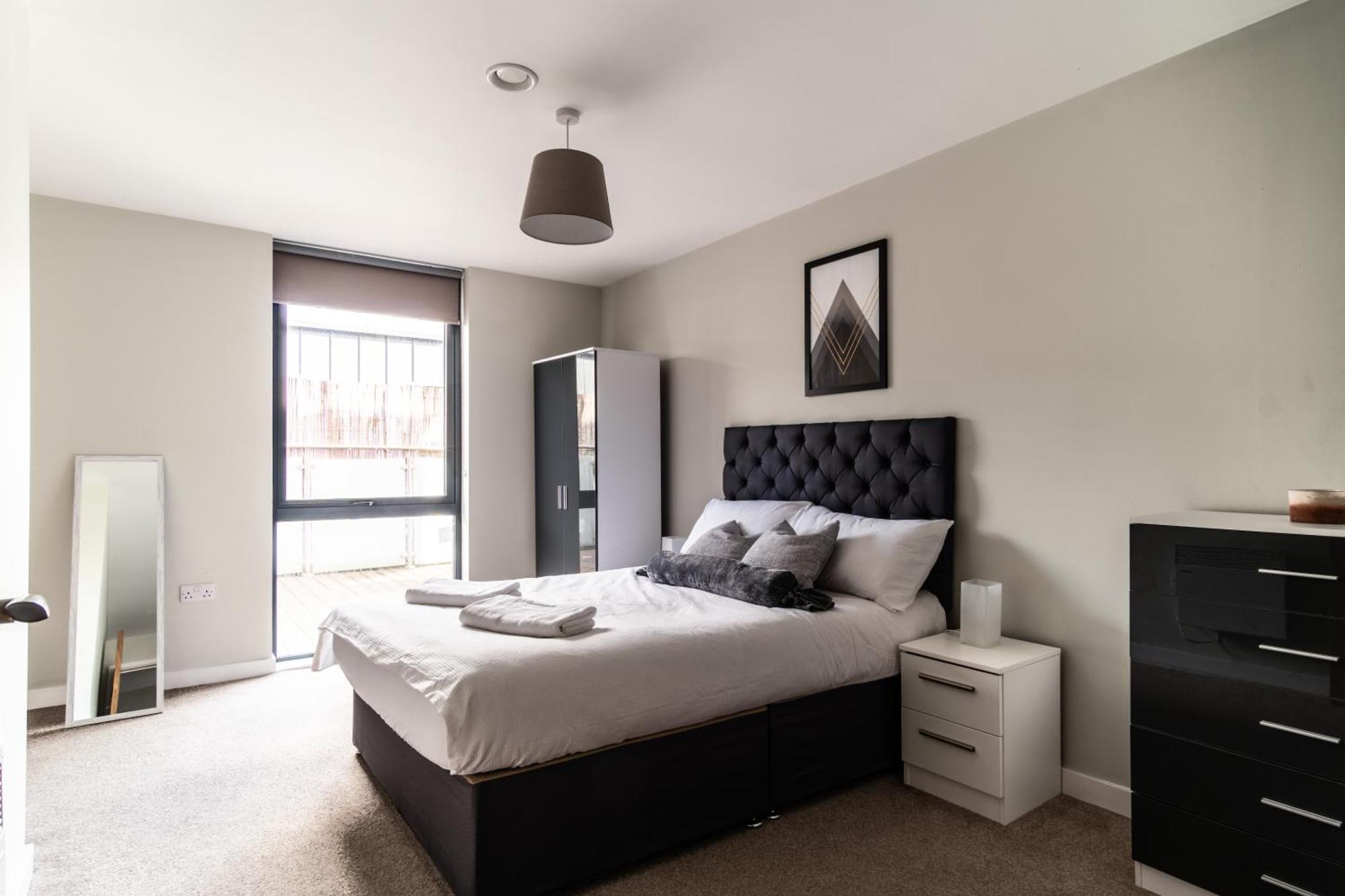 Prime Location 1 Bed Penthouse Apartment Manchester Buitenkant foto